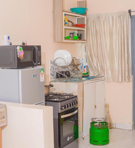 هتل Swahiba S Place