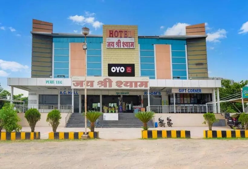 Oyo Hotel Jai Shree Shyam