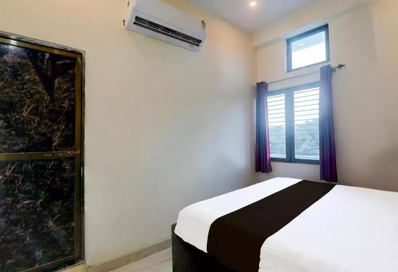 Oyo Paradox Hotel And Restaurant