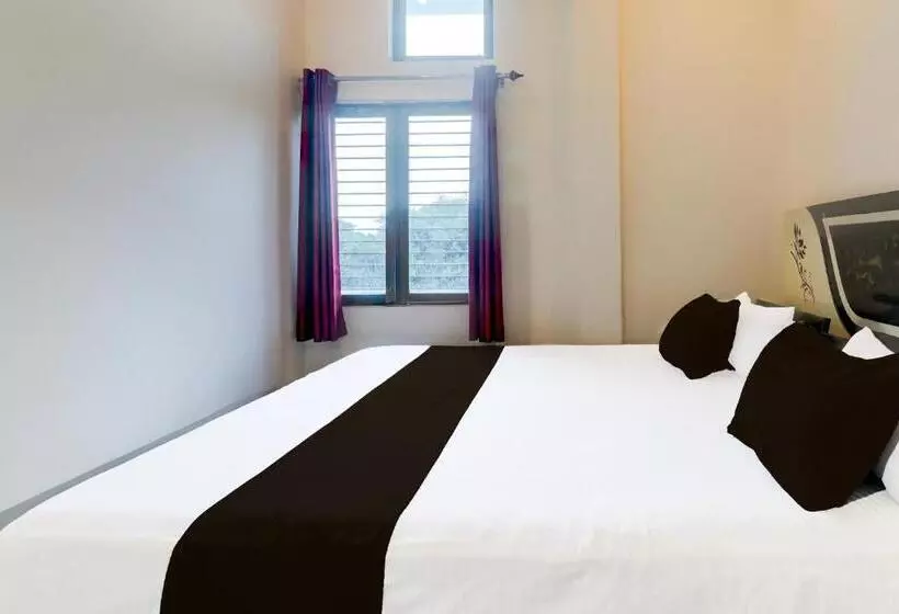Oyo Paradox Hotel And Restaurant
