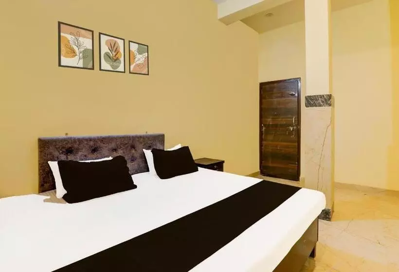 Oyo Paradox Hotel And Restaurant