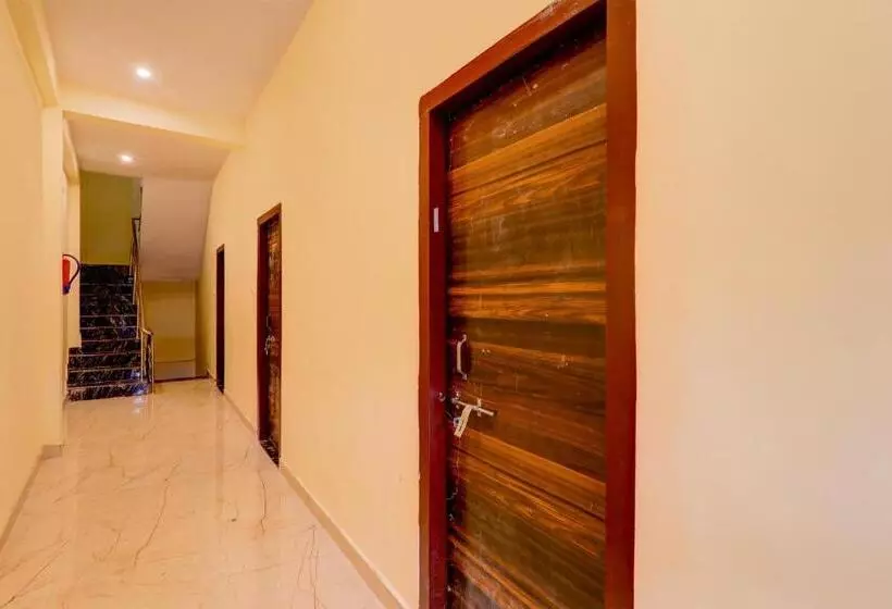 Oyo Paradox Hotel And Restaurant