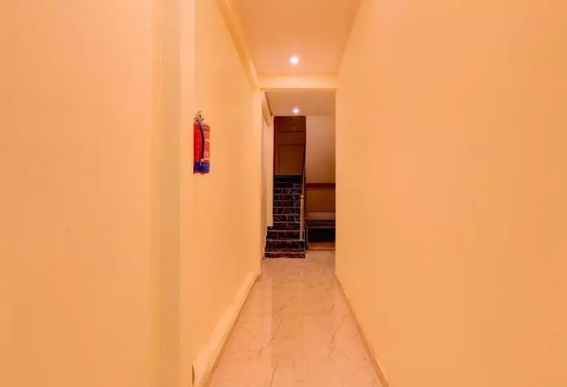 Oyo Paradox Hotel And Restaurant