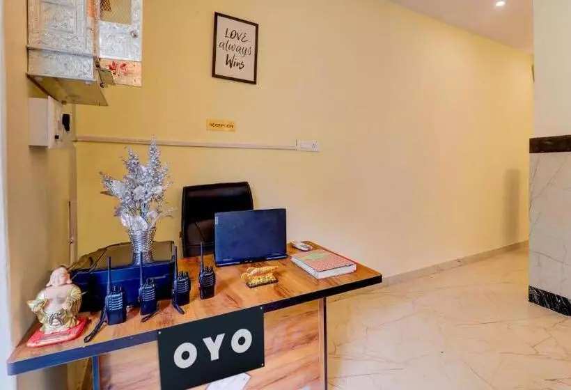 Oyo Paradox Hotel And Restaurant