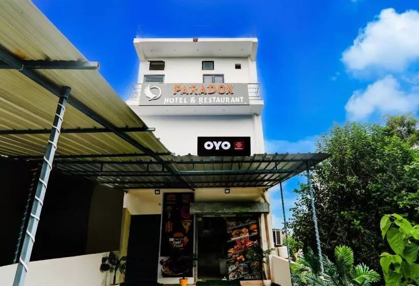 Oyo Paradox Hotel And Restaurant