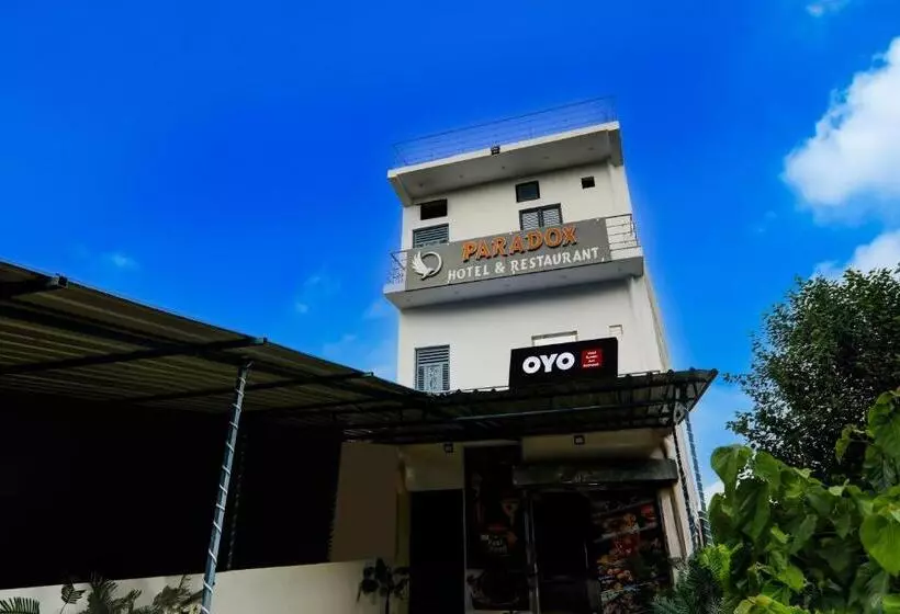 Oyo Paradox Hotel And Restaurant