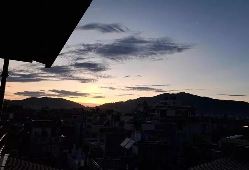 پانسیون Basantapur