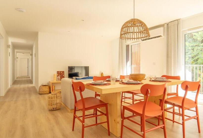 ペンション ébora Residences