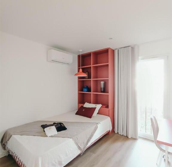 ペンション ébora Residences