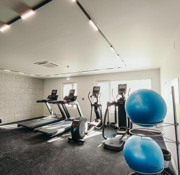 ペンション ébora Residences