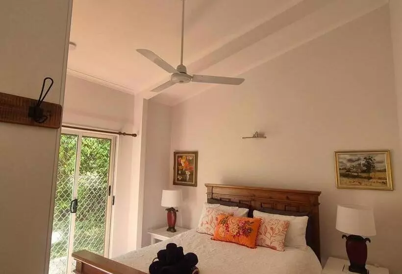 ペンション Cairns Wildlife Guesthouse