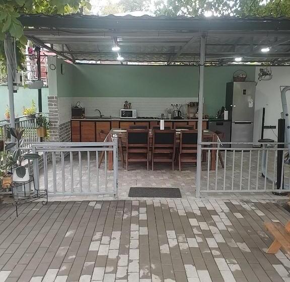 پانسیون Guest House Myoni