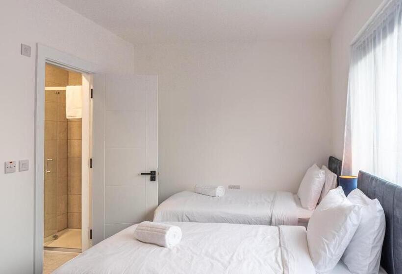 膳宿费 Westwood Court