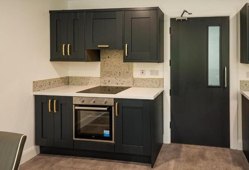 膳宿费 Westwood Court