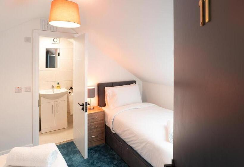 膳宿费 Westwood Court