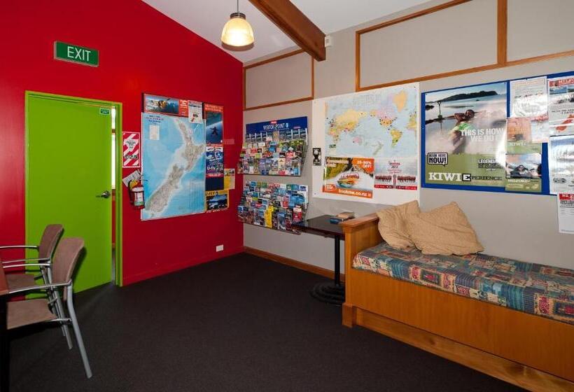 הוסטל 85 On Bealey