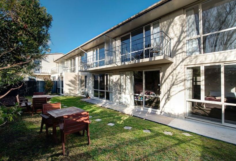 הוסטל 85 On Bealey