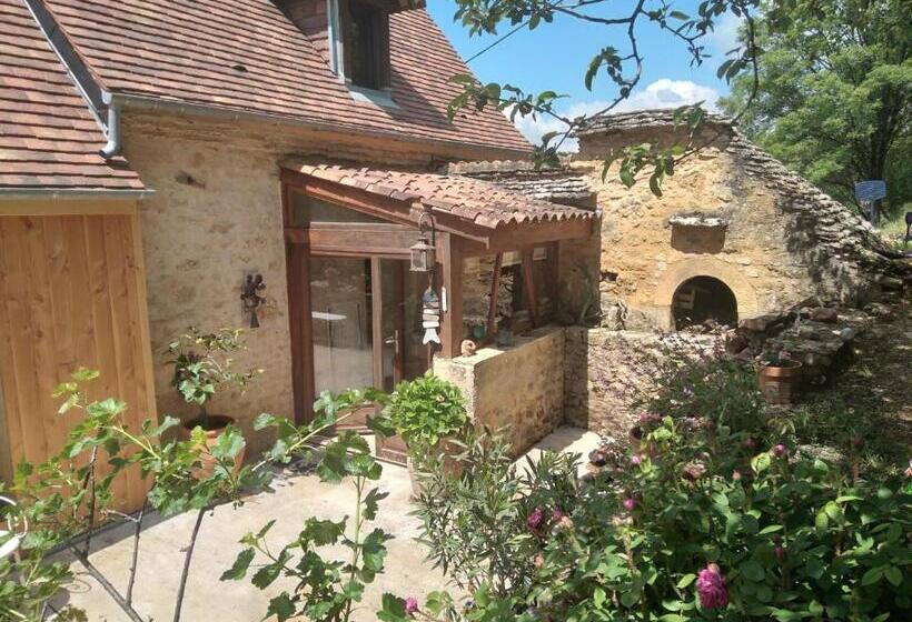 ベッドアンドブレックファースト La Bergerie