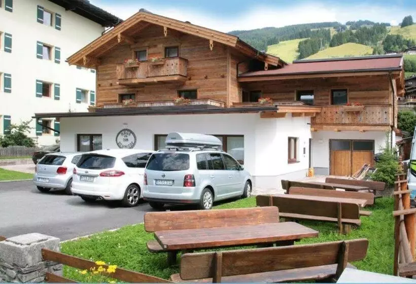 Boutique Apartment Bergliebe   Zentrum Saalbach