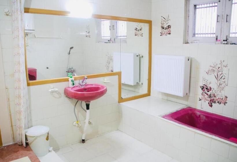 هتل H2 Residency By Stay Pattern