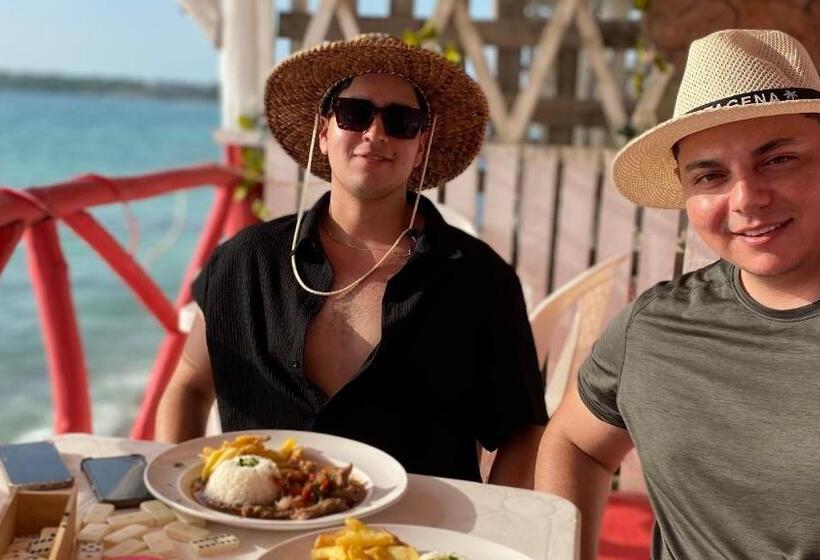 هتل Hostel Bunker Perú