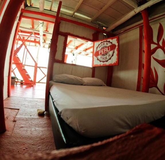 هتل Hostel Bunker Perú