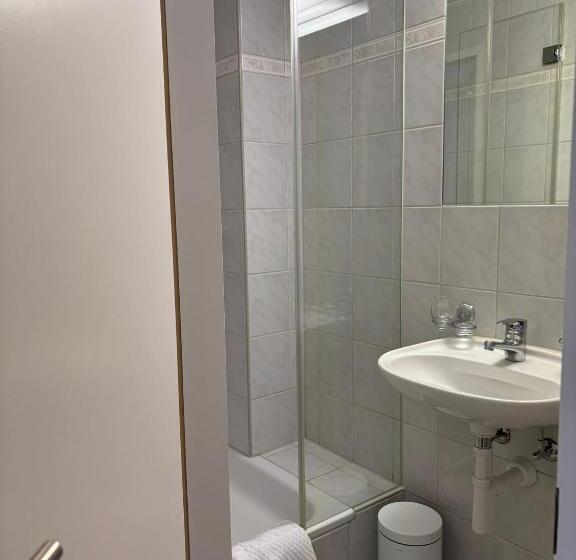 בית מלון כפרי Landgasthof Zum Glenner