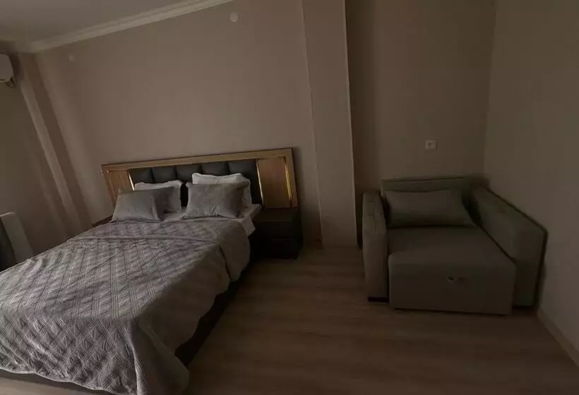 هتل Natakhtari Residence