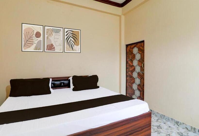 Hotel Oyo Kothi Roti