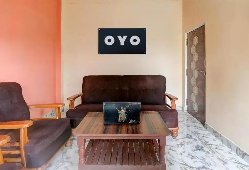 Hotelli Oyo Kothi Roti