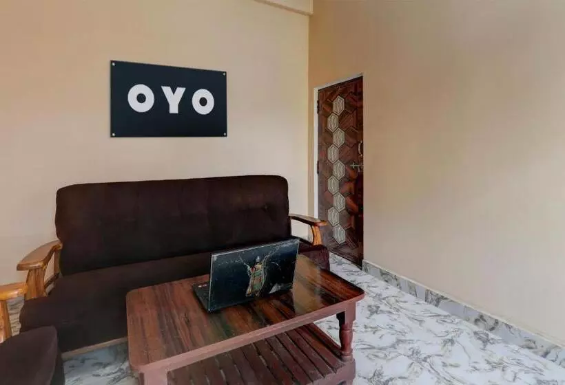 Hotelli Oyo Kothi Roti