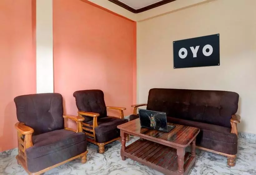 Hotelli Oyo Kothi Roti