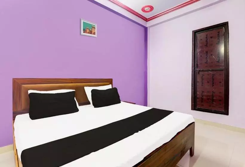 Hotelli Oyo Mandakini Galaxy