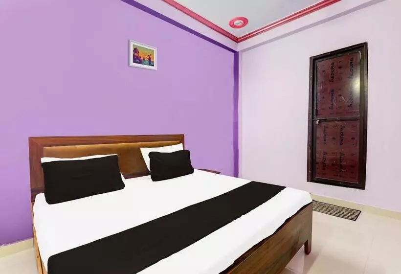 Hotelli Oyo Mandakini Galaxy