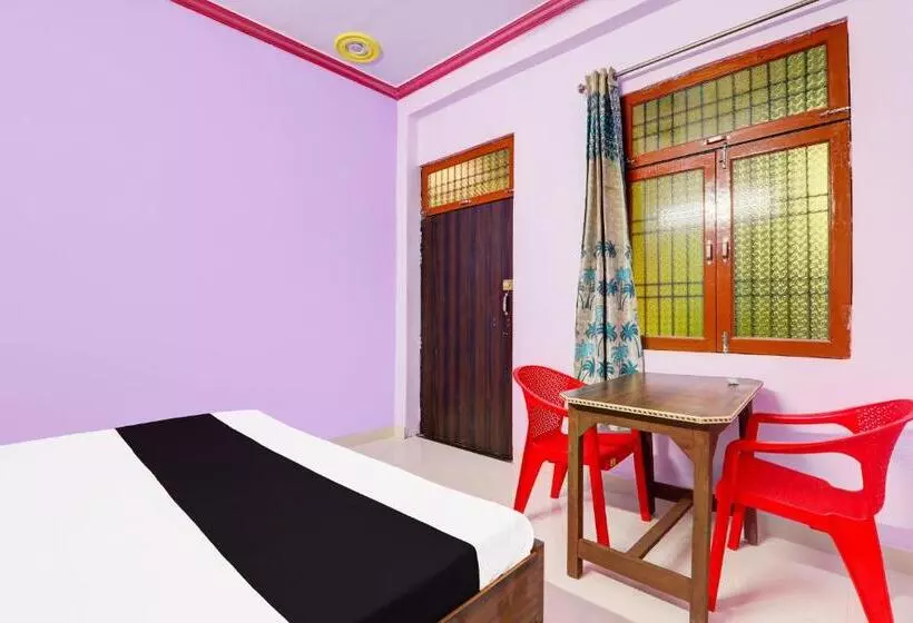 Hotelli Oyo Mandakini Galaxy