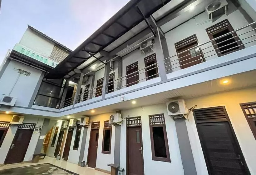 ホテル Reddoorz Syariah Near Mall Of Serang