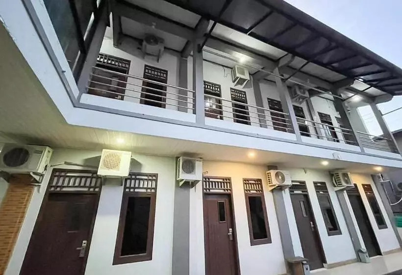 ホテル Reddoorz Syariah Near Mall Of Serang