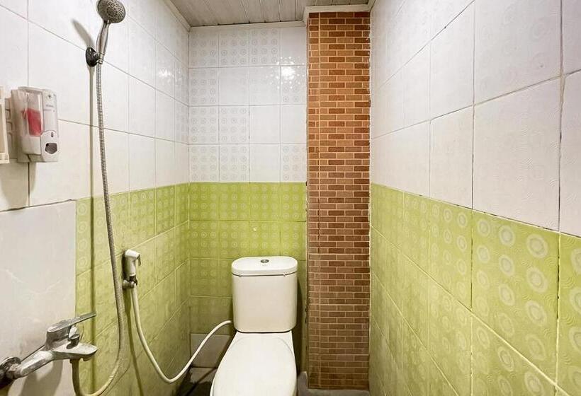 בית מלון כפרי Reddoorz Syariah Near Mall Of Serang