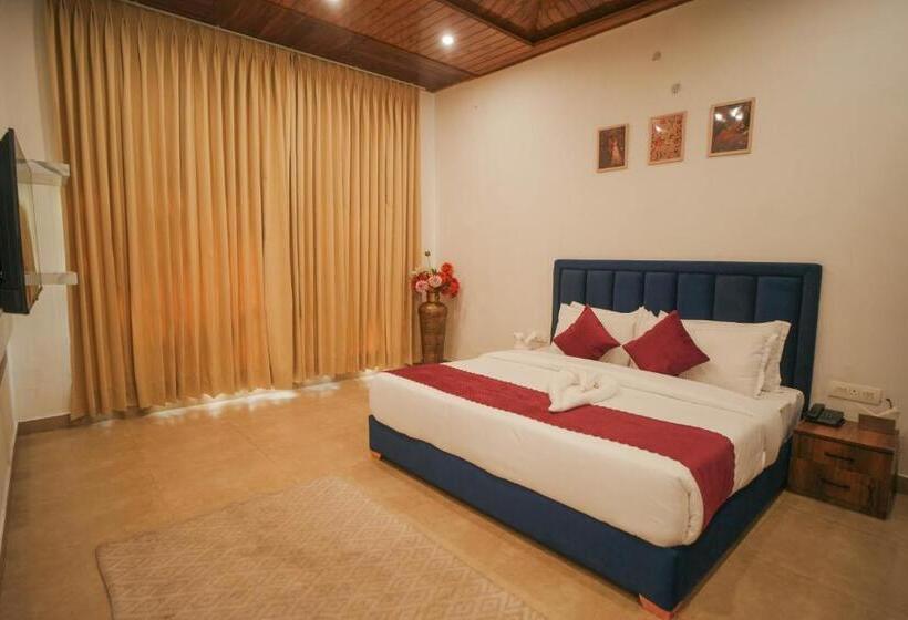 ホテル Tapovan Resorts