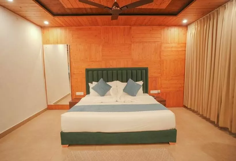 ホテル Tapovan Resorts