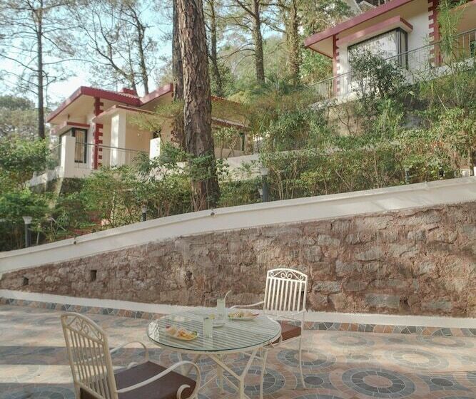 ホテル Tapovan Resorts