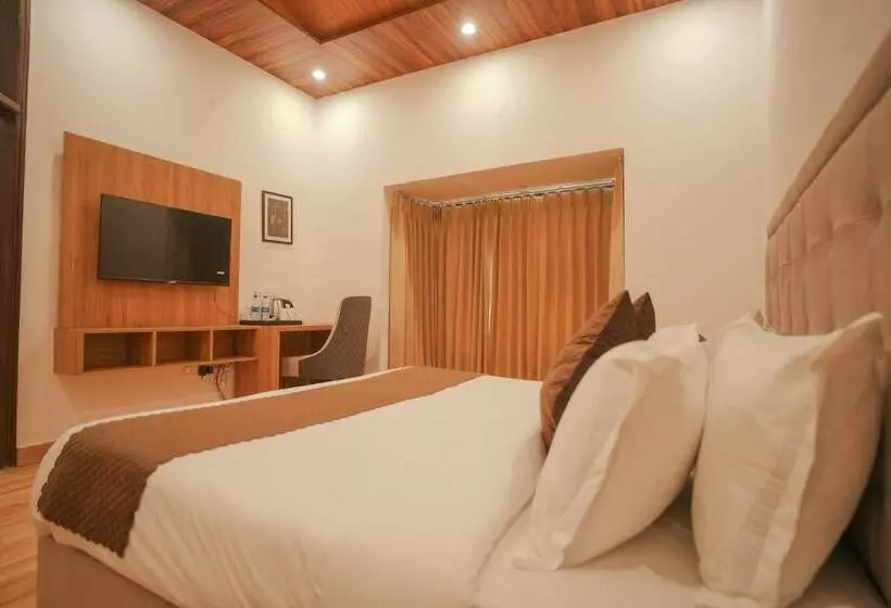 ホテル Tapovan Resorts