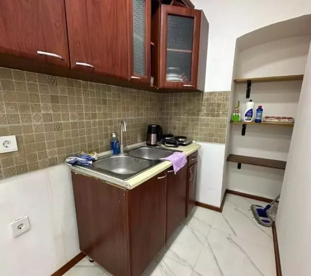 Humza Baku Hostel