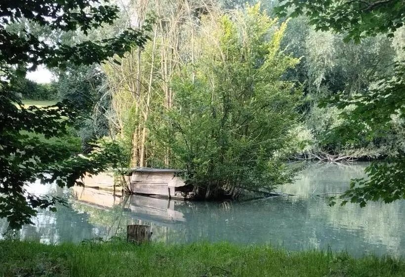 ペンション Haras De La Ressée