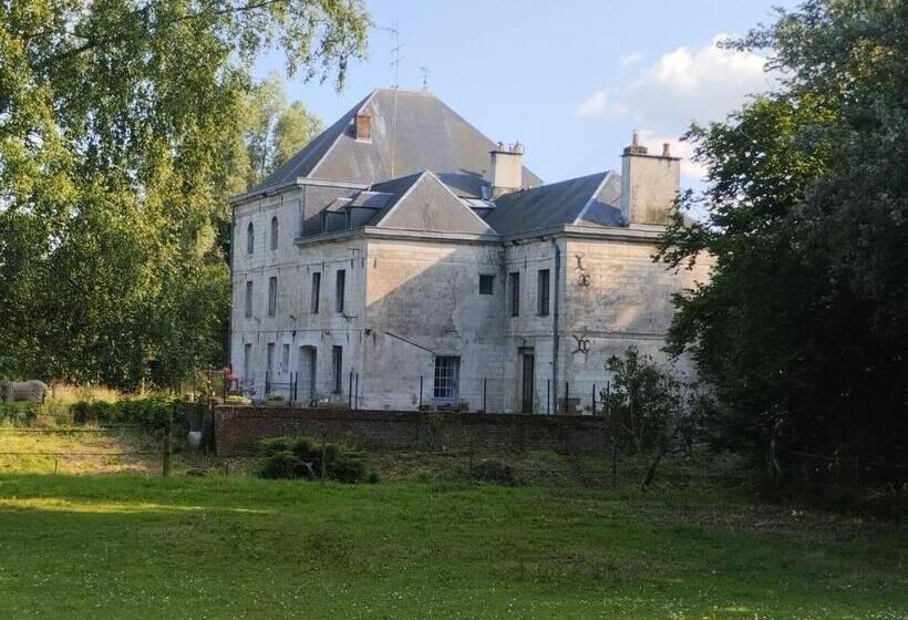 Pensiune Haras De La Ressée