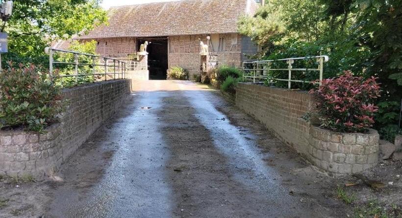 Pensiune Haras De La Ressée