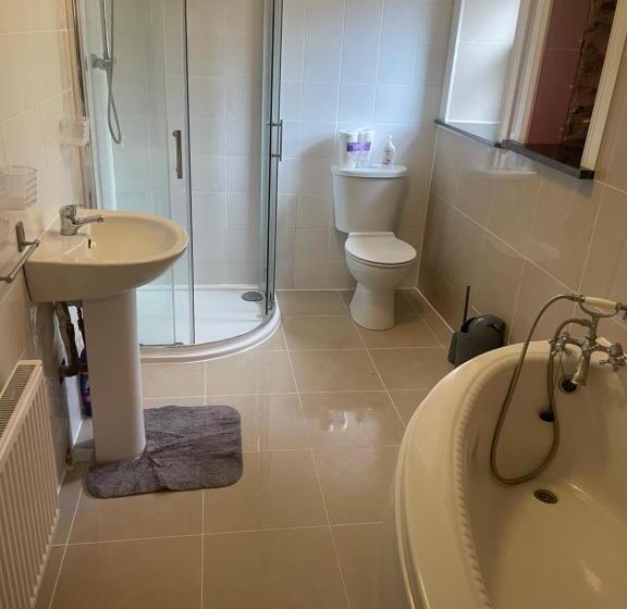 پانسیون Marguerita Villas