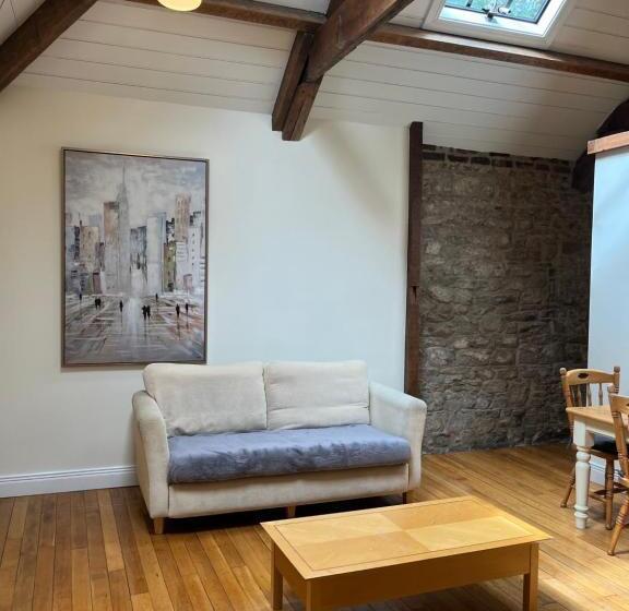 پانسیون Marguerita Villas