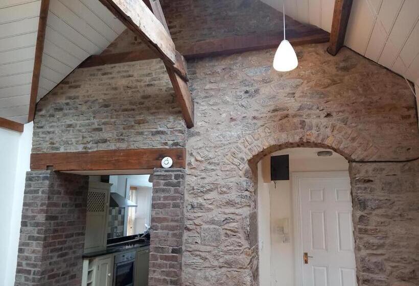 پانسیون Marguerita Villas