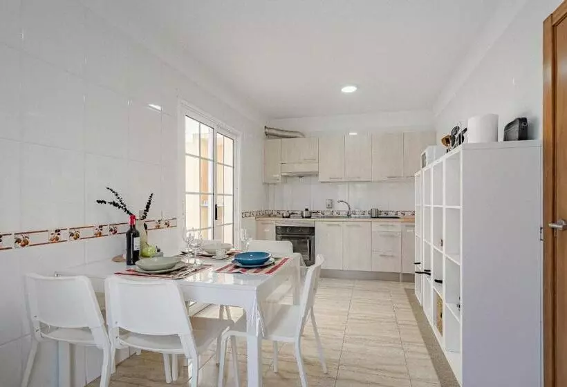 Majatalo Tulum Airostel